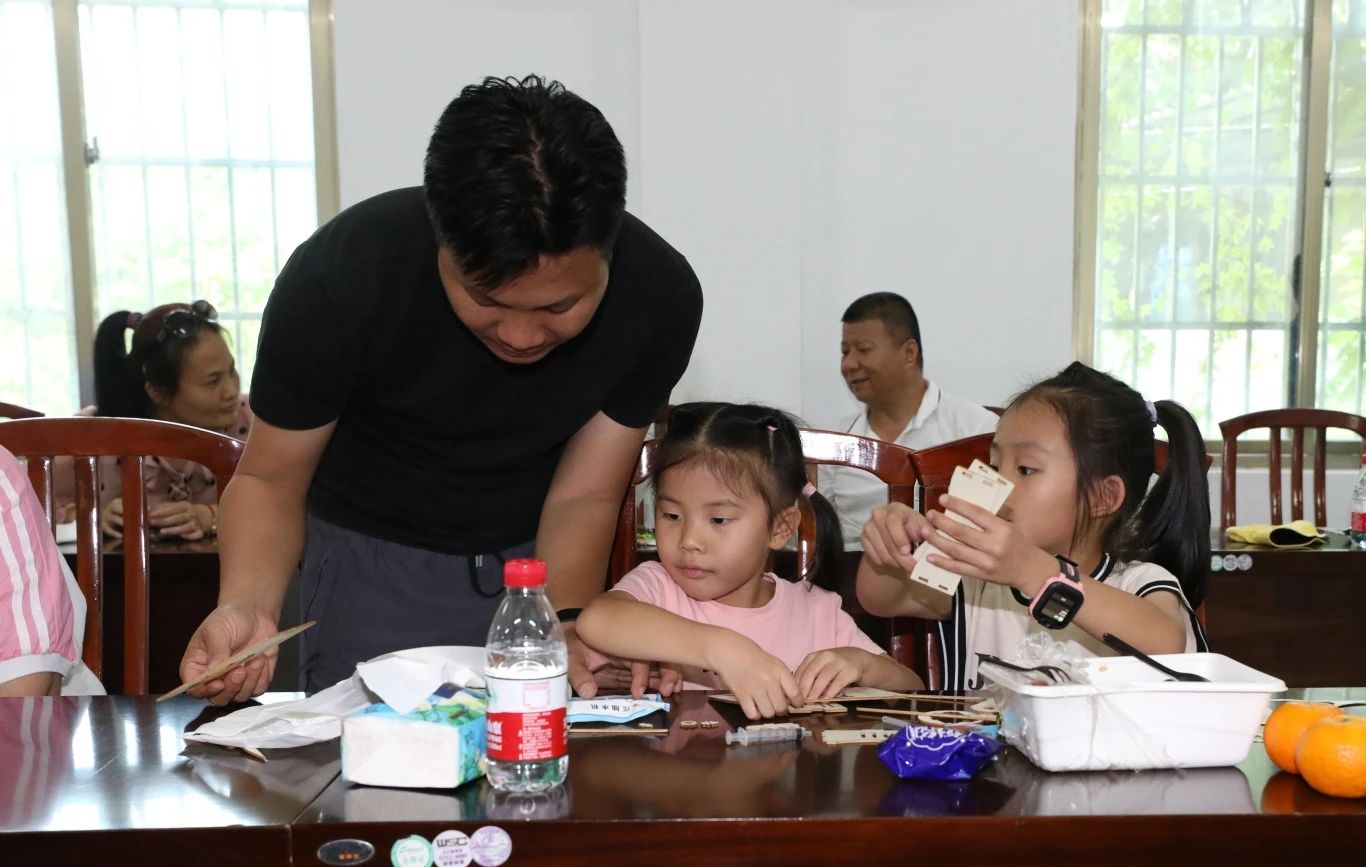 协调家园 共享快乐   菠菜担保网开展“515复星家庭日”活动6.jpg