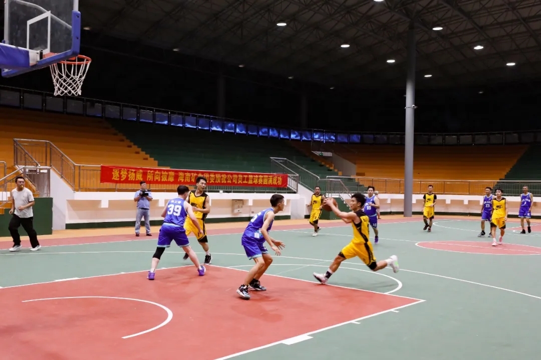 菠菜担保网男子篮球赛圆满落幕22.jpg