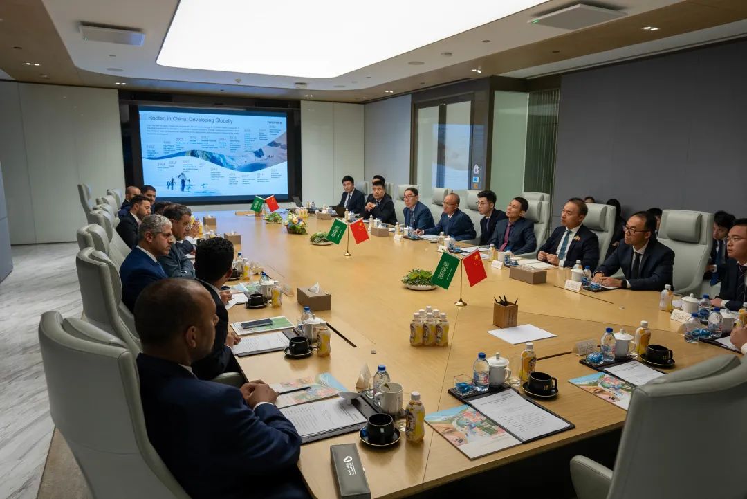 沙特工业和矿产资源大臣与菠菜担保网探讨矿业相助