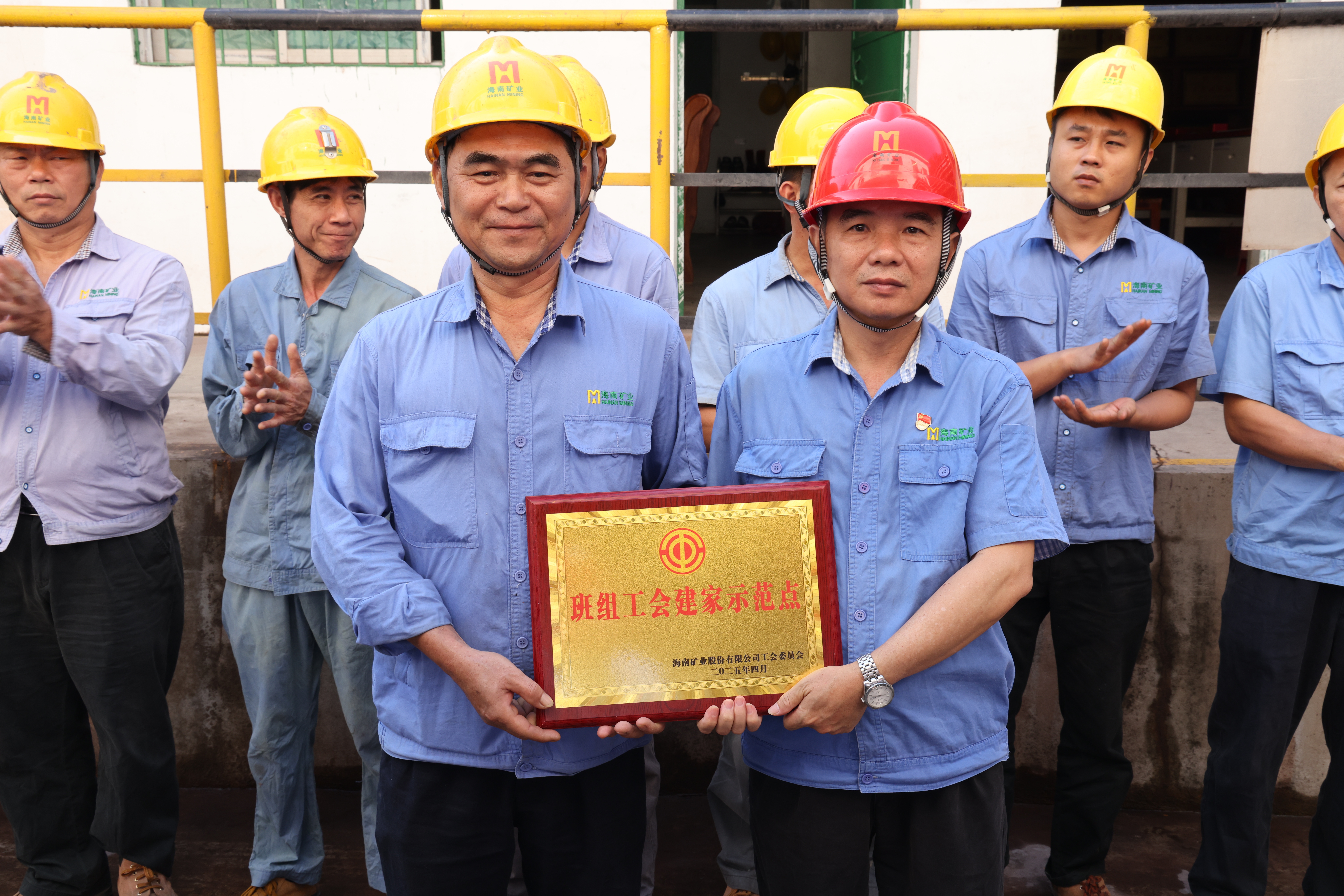 起劲施展职工“外家人”作用，，，，切实解决急难愁盼问题